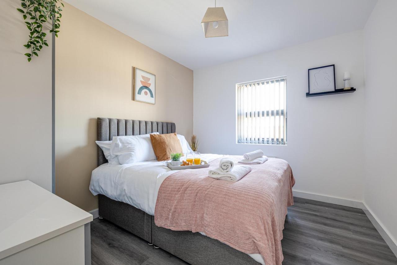 Top Floor Apartment With Private Balcony In Stockport Centre By Hass Haus Exterior foto