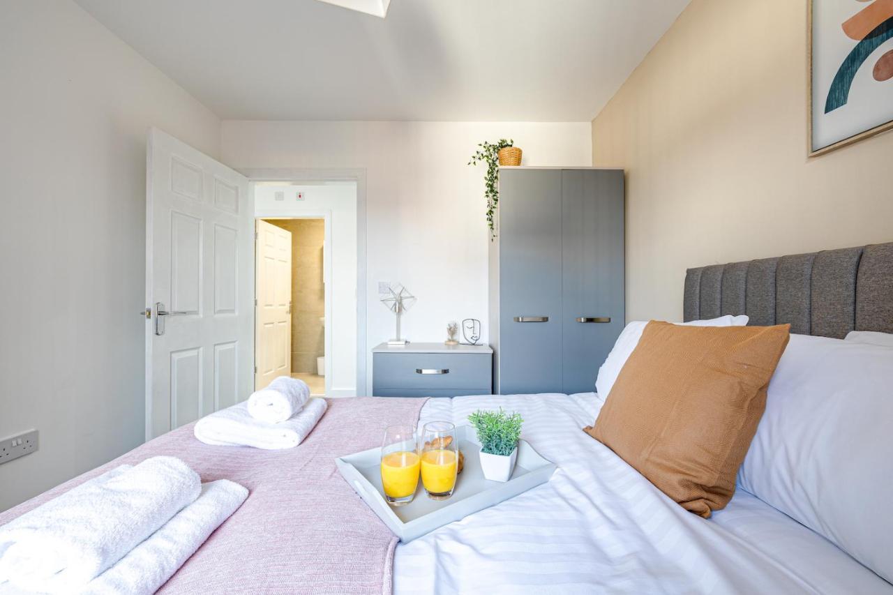Top Floor Apartment With Private Balcony In Stockport Centre By Hass Haus Exterior foto
